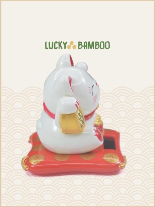 Lucky Bamboo, Maneki Neko